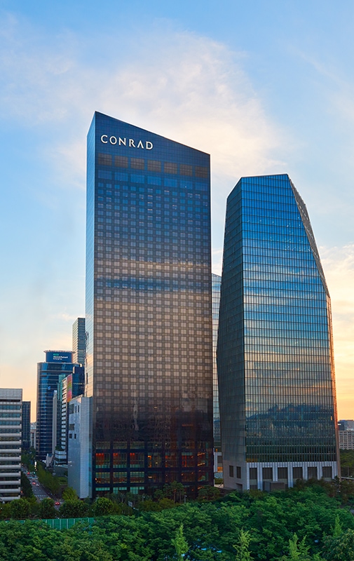 Adam Bruzzone Photography