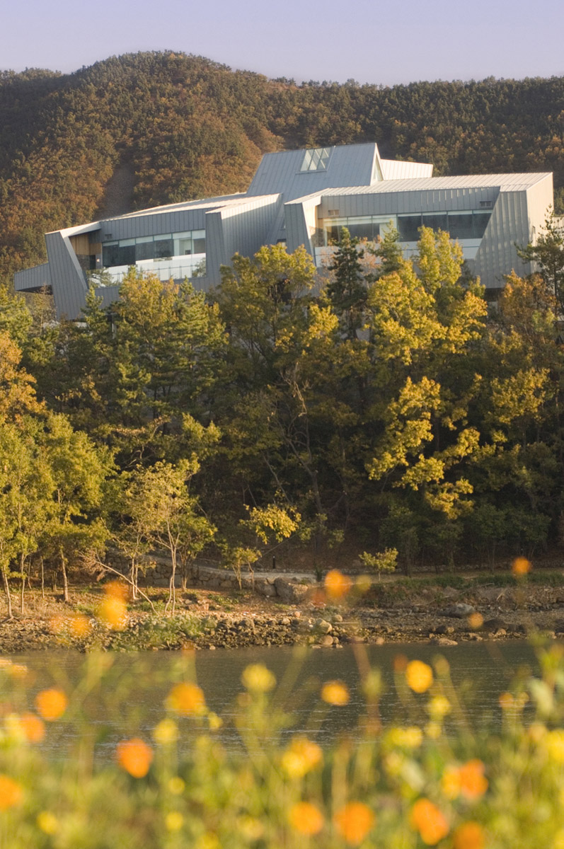 Adam Bruzzone Photography